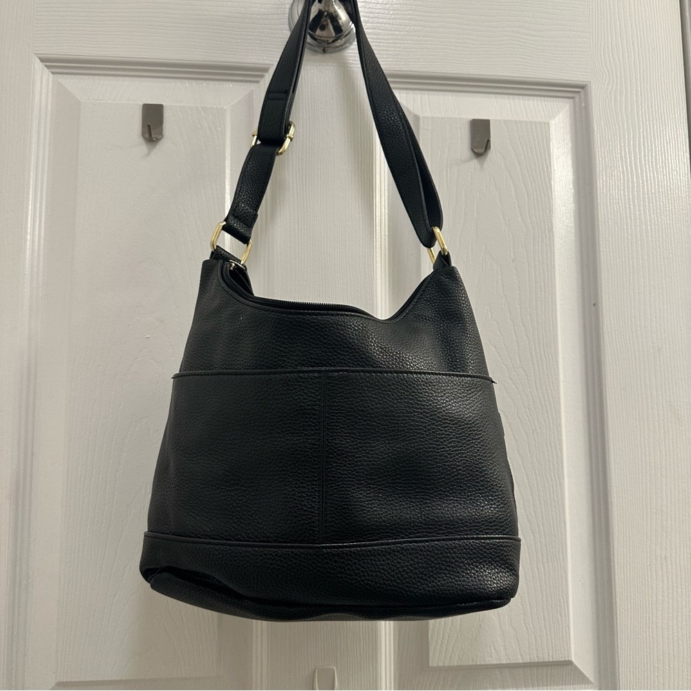 Giani Bernini Black Pebble Leather Shoulder Bag - Picture 3 of 7
